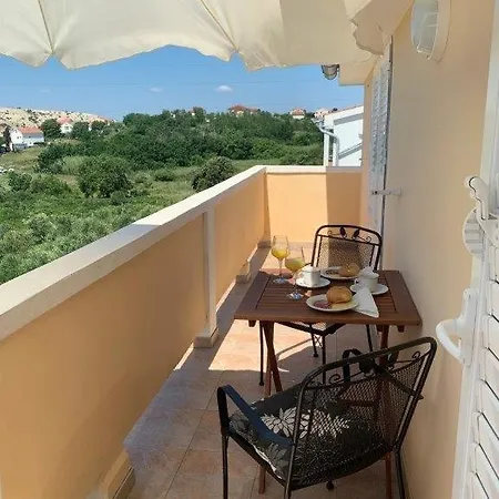 Iva Guest house 3*