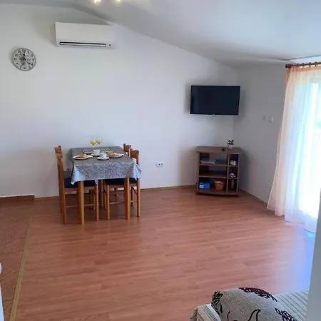 Iva Guest house 3*